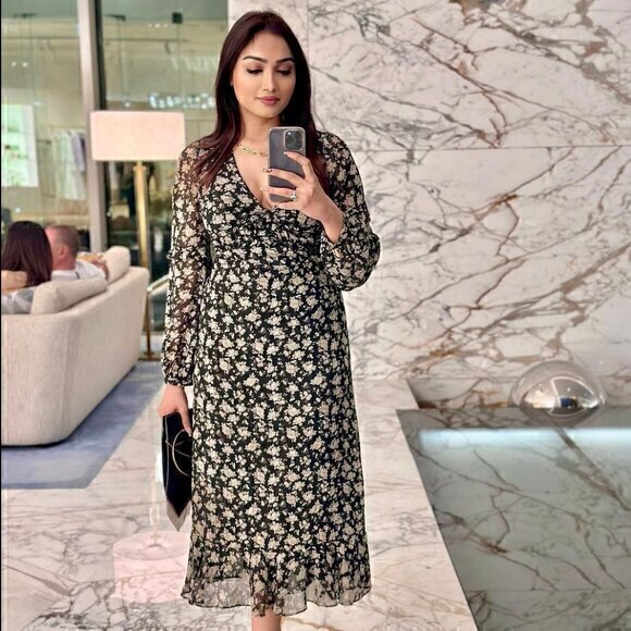 Zara Dresses & Skirts - LAST ONE!!! ZARA V-Neck Midi Dress